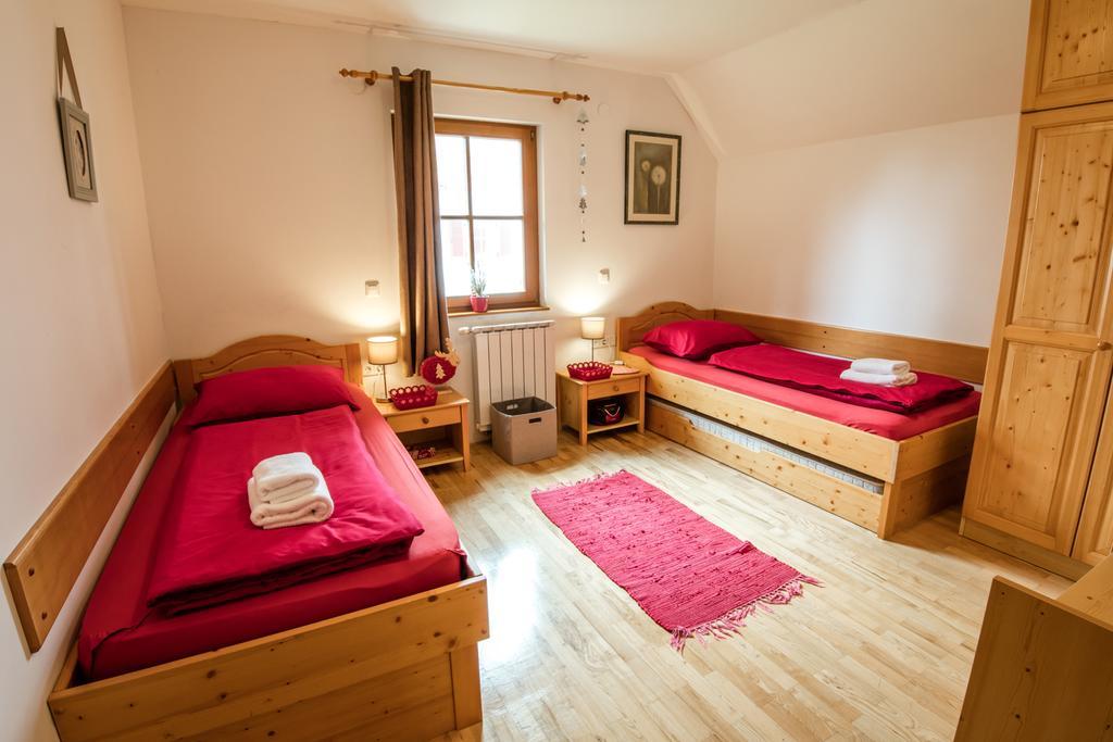 Apartments Mariborsko Pohorje Hočko Pohorje Exteriör bild