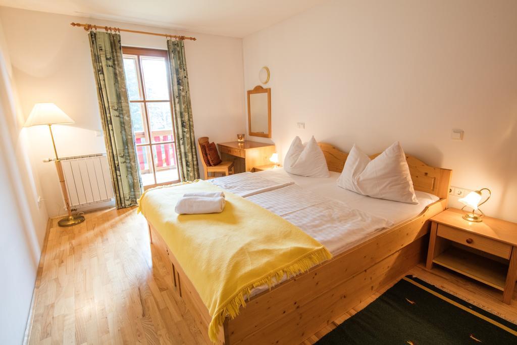 Apartments Mariborsko Pohorje Hočko Pohorje Exteriör bild